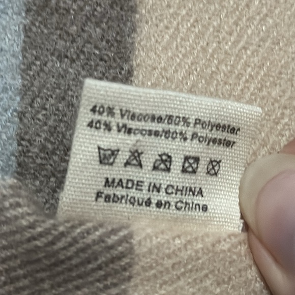 EUC Pretty Persuasions Scarf-Large 27x70-Blue/Beige/Brown Plaid-Soft Poly Blend - Picture 8 of 15